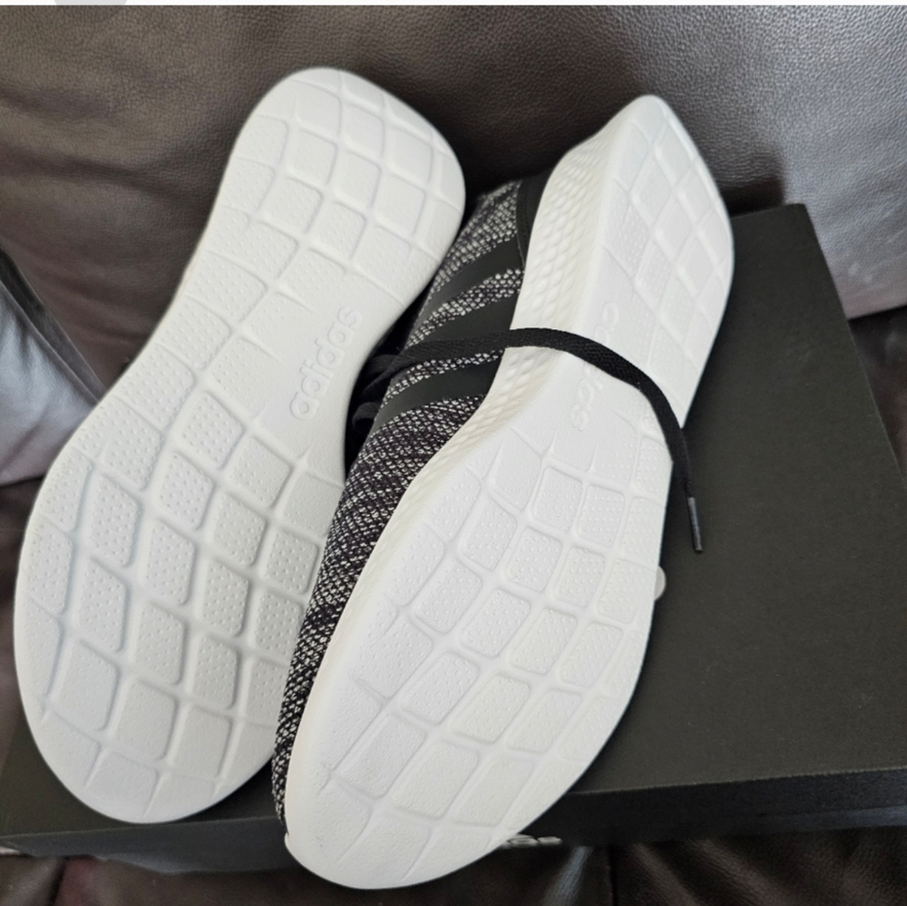 Adidas pure motion Men's Shoes nwt - Picture 2 of 4